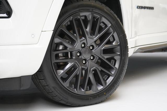 Jeep COMPASS 4xe 240 Plug-in Hybrid S | Panoramadak | Trekhaak | Leder | Alpine Sound | Memory