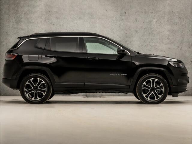 Jeep COMPASS 4xe 190 Plug-in Hybrid Electric Night Eagle Automaat (APPLE CARPLAY, GROOT NAVI, LEDER, ADAPTIVE CRUISE, SPORTSTOELEN, GETINT GLAS, KEYLESS, NIEUWSTAAT)