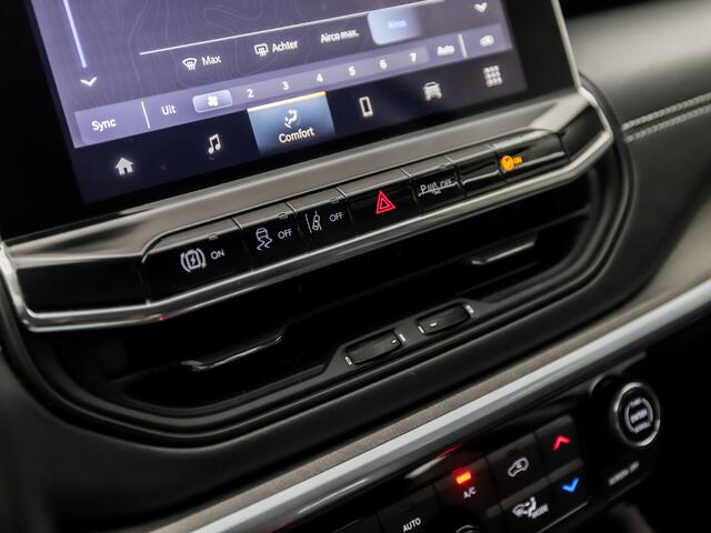 Jeep COMPASS 4xe 190 Plug-in Hybrid Electric Night Eagle Automaat (APPLE CARPLAY, GROOT NAVI, LEDER, ADAPTIVE CRUISE, SPORTSTOELEN, GETINT GLAS, KEYLESS, NIEUWSTAAT)