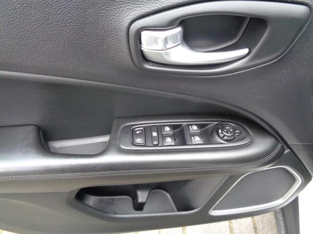 Jeep COMPASS 1.4 MultiAir Night Eagle