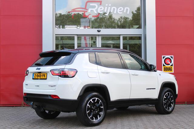 Jeep COMPASS 4xe 240PK PHEV TRAILHAWK AUTOMAAT | NAVIGATIE | ACHTERUIRIJ CAMERA | DRAADLOOS APPLE CARPLAY / ANDROID AUTO | DIGITALE COCKPIT | LED KOPLAMPEN / ACHTERLICHTEN | LED MIST LAMPEN | 17" OFF-ROAD LICHTMETALEN VELGEN | ALL SEASON BANDEN | DRAADLOOS LADEN | AD