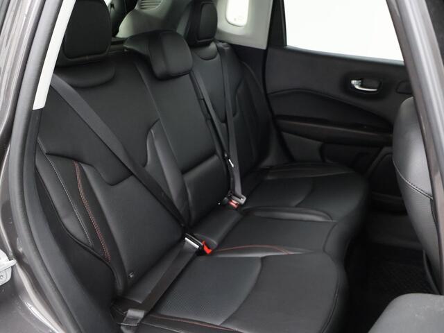 Jeep COMPASS 4xe 240 PK PLUG-IN HYBRID 4X4 TRAILHAWK + TREKHAAK | VOL LEDER | ALPINE | CARPLAY | DAB | STOEL/STUURWIELVERW.
