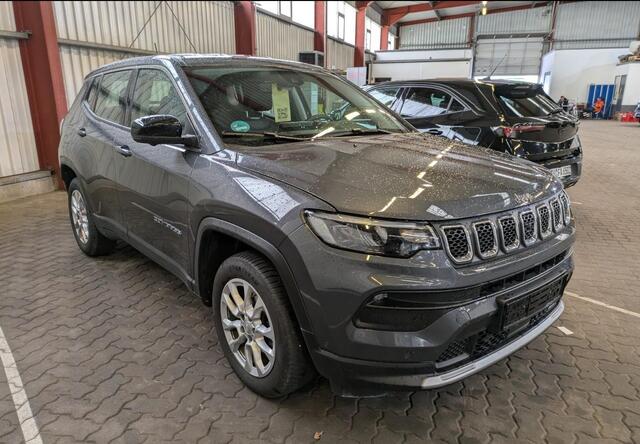 Jeep COMPASS 1.5T e-Hybrid Altitude
