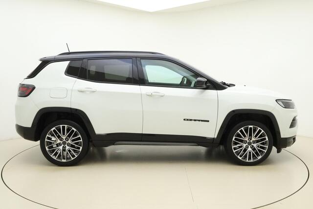 Jeep COMPASS 1.5T e-Hybrid S Automaat | Lederen bekleding | Keyless | Zwart dak | Stoelverwarming & stoelventilatie | Camera | Lichtmetalen velgen