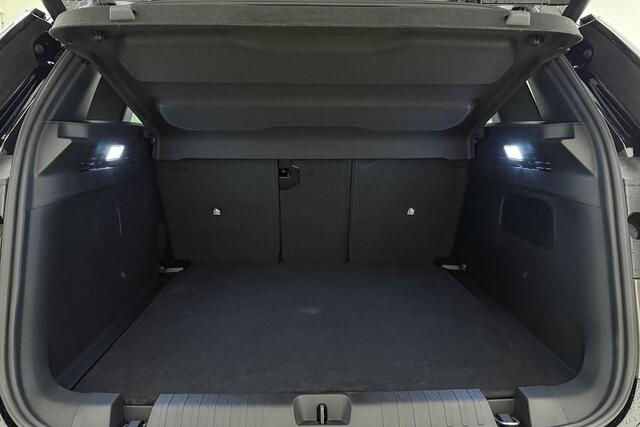 Jeep COMPASS First Edition 74 kWh | Nu in de showroom! | Camera's rondom | Focal audio | Elektrische achterklep | 20'' lichtmetalen velgen | Warmtepomp | Elektrische stoelen/massagestoel