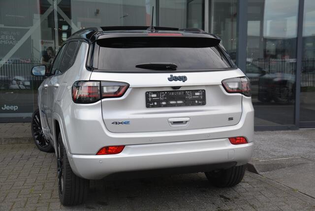 Jeep COMPASS 4xe 240 Plug-in Hybrid Electric S | Pano dak | Memory | 360 camera