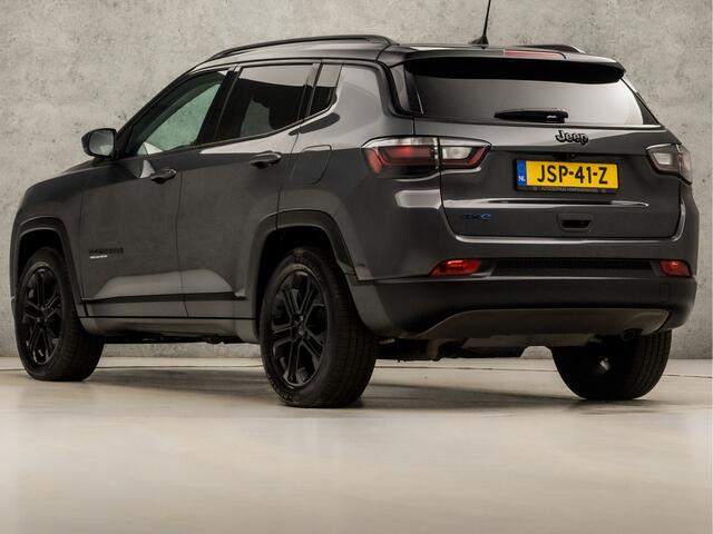 Jeep COMPASS 4xe 240 Plug-in Hybrid Electric Trailhawk 240Pk Automaat (VIRTUAL COCKPIT, APPLE CARPLAY, GROOT NAVI, CAMERA, LEDER, SPORTSTOELEN, GETINT GLAS, ADAPTIVE CRUISE, NIEUWSTAAT)