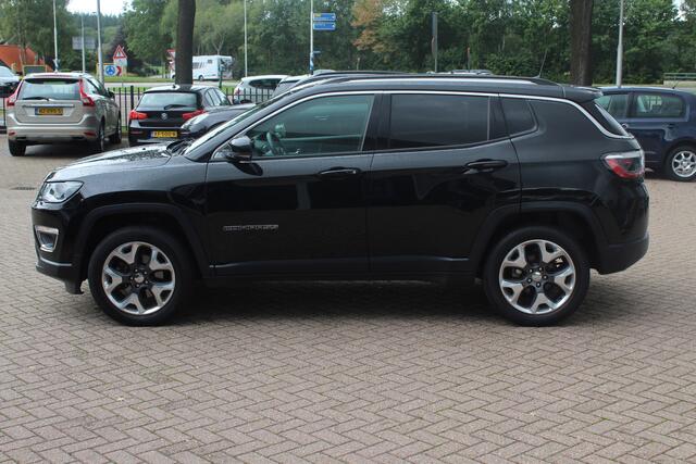 Jeep COMPASS 1.4 MultiAir Limited 4x4 / Camera / Leder / Keyless / 18'' / Navigatie / Beats / Elektr. stoelen / Stuur+Stoelverwarming / Cruise Control