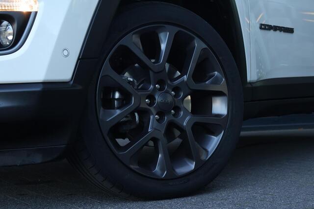 Jeep COMPASS 1.3T S / Panoramadak / Alpine audio