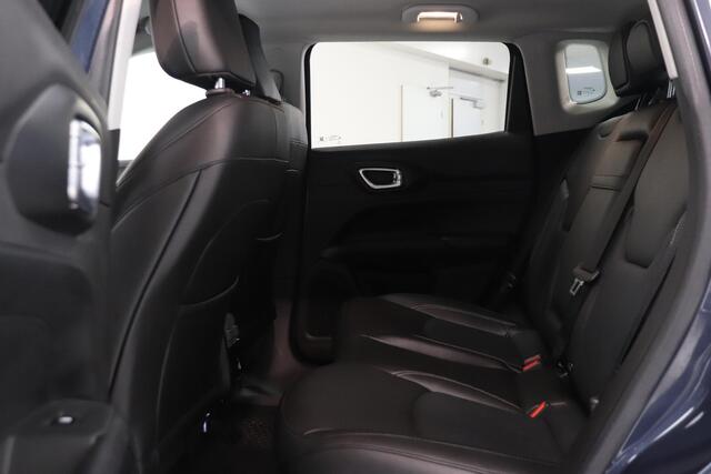 Jeep COMPASS 4xe 240 Plug-in Hybrid Electric Trailhawk | Camera | Leder | 19"Lichtmetaal | Elektr. Achterklep | AppleCarplay |