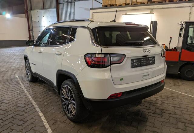 Jeep COMPASS 1.5T e-Hybrid Altitude Panorama Dak/19 inch/stoel en stuurverwarming