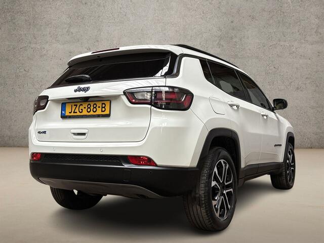 Jeep COMPASS 4xe 190 Plug-in Hybrid Electric Night Eagle 190Pk Automaat (VIRTUAL COCKPIT, APPLE CARPLAY, GROOT NAVI, 360 CAMERA, LEDER, SPORTSTOELEN, GETINT GLAS, KEYLESS, NIEUWSTAAT)