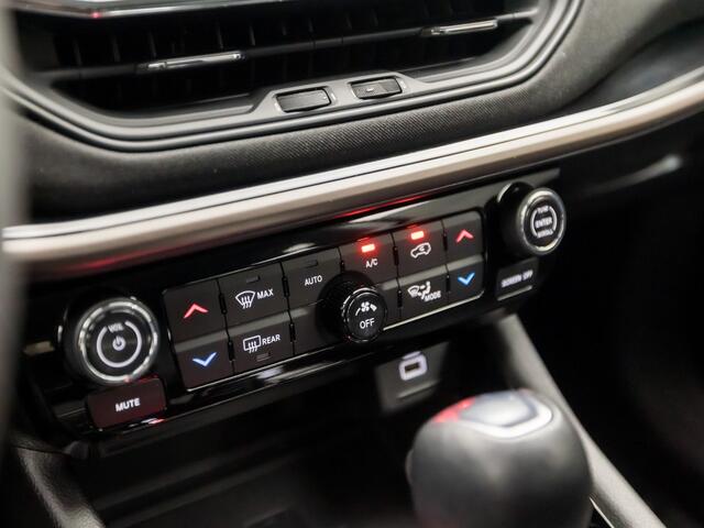 Jeep COMPASS 4xe 240 Plug-in Hybrid Electric Trailhawk 240Pk automaat (VIRTUAL COCKPIT, APPLE CARPLAY, GROOT NAVI, CAMERA, LEDER, SPORTSTOELEN, TREKHAAK, ADAPTIVE CRUISE, KEYLESS, NIEUWSTAAT)