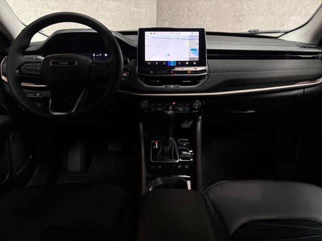 Jeep COMPASS 4xe 240 Plug-in Hybrid Electric Upland 240Pk Automaat (VIRTUAL COCKPIT, BLACK PACK, APPLE CARPLAY, GROOT NAVI, CAMERA, LEDER, SPORTSTOELEN, ADAPTIVE CRUISE, GETINT GLAS, NIEUWSTAAT)