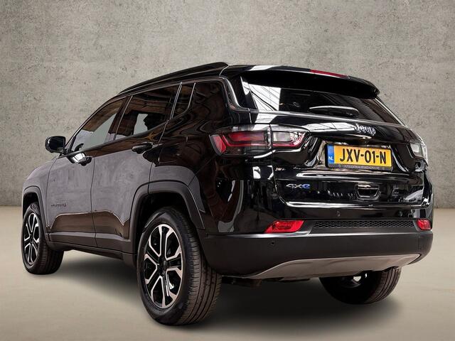 Jeep COMPASS 4xe 190 Plug-in Hybrid Electric Night Eagle 190Pk Automaat (VIRTUAL COCKPIT, APPLE CARPLAY, GROOT NAVI, KEYLESS, CAMERA, LEDER, SPORTSTOELEN, ADAPTIVE CRUISE, GETINT GLAS, NIEUWSTAAT)
