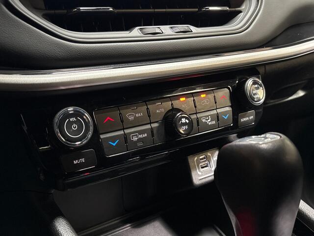 Jeep COMPASS 4xe 190 Plug-in Hybrid Electric Limited Sport 190Pk Automaat (VIRTUAL COCKPIT, APPLE CARPLAY, GROOT NAVI, ZWART HEMEL, LEDER, GETINT GLAS, SPORTSTOELEN, 360 CAMERA, ADAPTIVE CRUISE, NIEUWSTAAT)