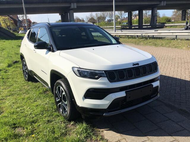 Jeep COMPASS 1.5T e-Hybrid Summit AUTOMAAT|LEER|CLIMATE|APPLE/ANDROID|CAMERA|PDC|18"