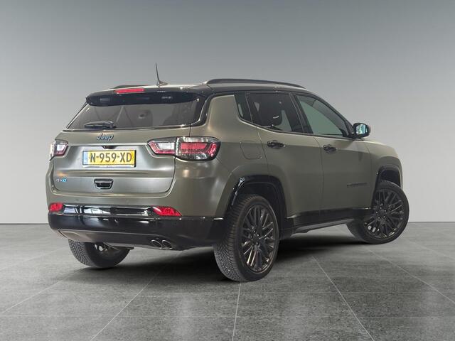 Jeep COMPASS 80th Anniversary 4xe PHEV 240pk | LIMITED EDITION! | NAVI | CAMERA | STOELVERW. | PDC V+A | LEDER/STOF | PLUG-IN | SPECIALE LAKKLEUR | DAB+ | APPLE CARPLAY / ANDROID AUTO
