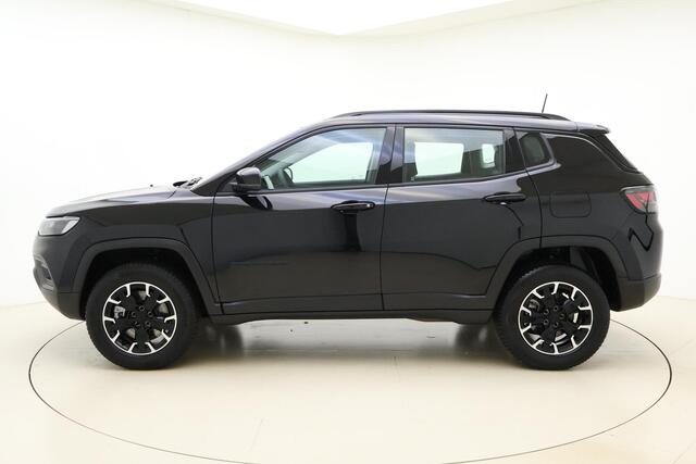 Jeep COMPASS 4xe 240 Plug-in Hybrid Electric Overland Trailhawk | Navigatie via Carplay | Camera | Keyless | Lichtmetalen velgen | Cruise control | Dakrails | Half leder