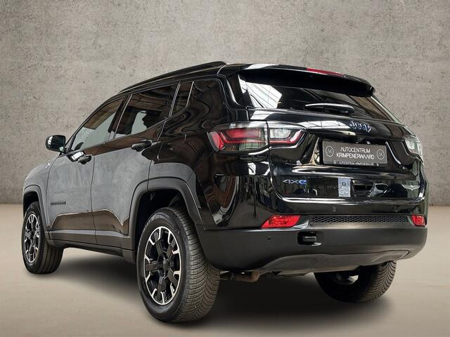 Jeep COMPASS 4xe 240 Plug-in Hybrid Electric Trailhawk 240Pk Automaat (PANORAMADAK, VIRTUAL COCKPIT, APPLE CARPLAY, GROOT NAVI, CAMERA, SPORTSTOELEN, LEDER, ADAPTIVE CRUISE, NIEUWSTAAT)