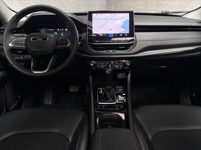 Jeep COMPASS 4xe 240 Plug-in Hybrid Electric Trailhawk 240Pk Automaat (PANORAMADAK, VIRTUAL COCKPIT, APPLE CARPLAY, GROOT NAVI, CAMERA, SPORTSTOELEN, LEDER, ADAPTIVE CRUISE, NIEUWSTAAT)