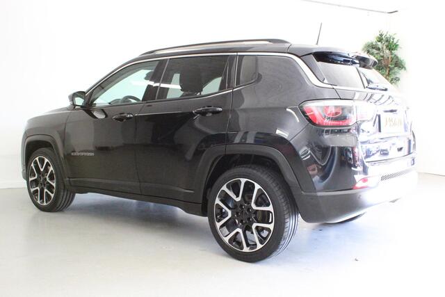 Jeep COMPASS 1.3T Limited | NAVIGATIE | PDC-V/A | CAMERA | CLIMA | CRUISE | CARPLAY | KEYLESS | LMV |