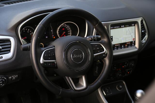 Jeep COMPASS 1.4 MultiAir Longitude Navi Camera