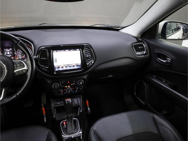 Jeep COMPASS 1.3T Night Eagle Liberty Edition | Trekhaak | Automaat | Apple Carplay & Android Auto | Navigatie | Camera | Keyless