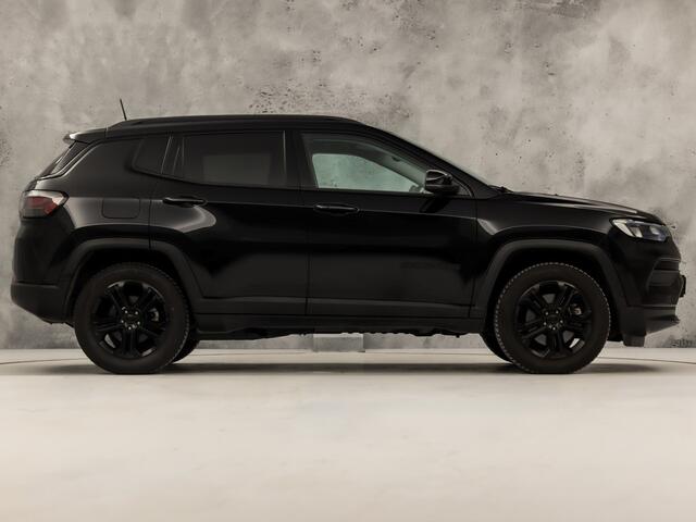 Jeep COMPASS 4xe 240 Plug-in Hybrid Electric Sport 240Pk Automaat (VIRTUAL COCKPIT, APPLE CARPLAY, GROOT NAVI, KEYLESS, CAMERA, SPORTSTOELEN, LEDER, GETINT GLAS, ADAPTIVE CRUISE, NIEUWSTAAT)