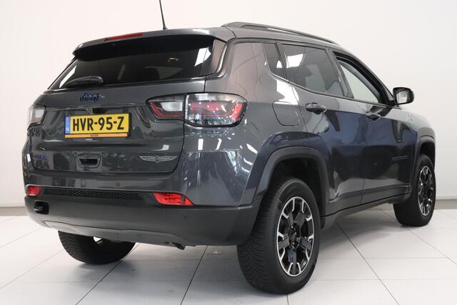 Jeep COMPASS 4xe 240 Plug-in Hybrid Electric Trailhawk | Panoramadak | Camera | Adaptieve cruise | Navigatie | Elek Achterklep | SOH 86% |