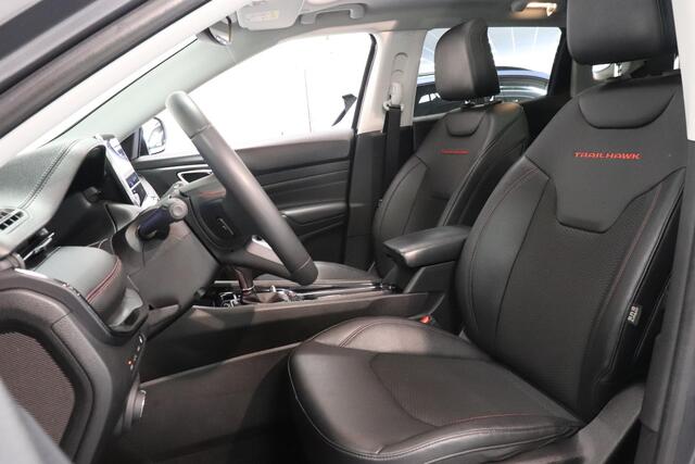 Jeep COMPASS 4xe 240 Plug-in Hybrid Electric Trailhawk | Panoramadak | Camera | Adaptieve cruise | Navigatie | Elek Achterklep | SOH 86% |