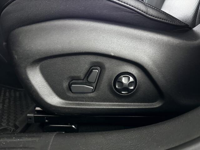 Jeep COMPASS 4xe 240 Plug-in Hybrid Electric S | Parkeercamera | Stoel- en Stuurverwarming | Cruise control