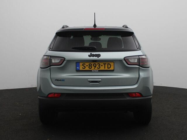 Jeep COMPASS 4xe 240 Plug-in Hybrid Electric Upland | 360° Camera | Stoelverwarming | Climate control | Navigatie