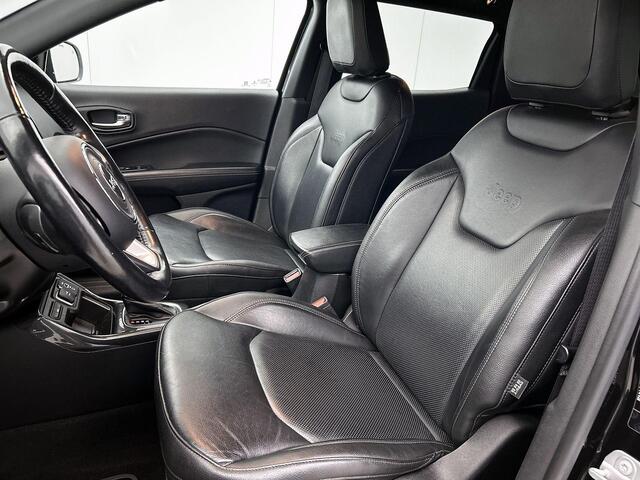 Jeep COMPASS 1.3T S | Camera | Navigatie | 19" Lichtmetalen velgen | Stoel/Stuurverwarming | Leer |