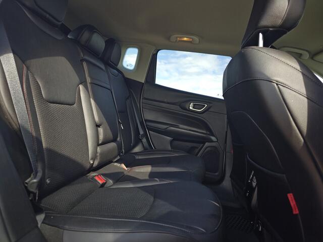 Jeep COMPASS 4xe 240 Plug-in Hybrid Electric Trailhawk