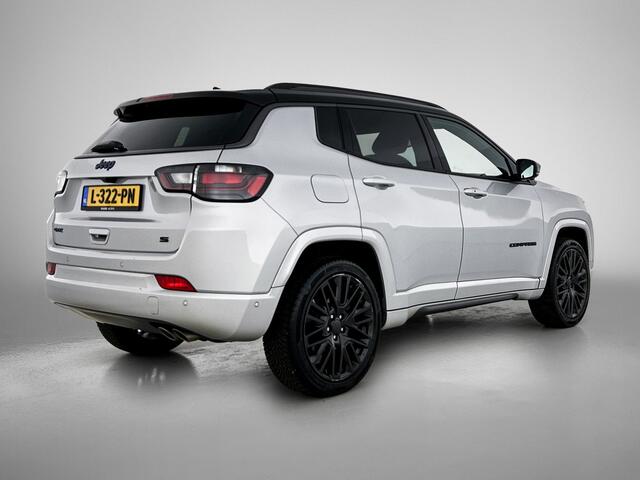 Jeep COMPASS 4xe 240PK Plug-in Hybrid Electric S / Pdc+Camera / Two- Tone / Leder / Stoel-Stuurverwarming / Navigatie / APK 07-2027