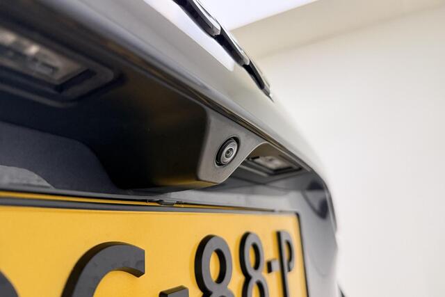 Jeep COMPASS 1.5T e-Hybrid S | Automaat | Rondomzicht Camera | Lederen bekleding | Stoel & Stuurverwarming | Lichtmetalen velgen | Keyless | Climate control