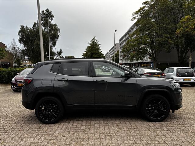 Jeep COMPASS 4xe 190 Plug-in Hybrid Electric Night Eagle Navi 19"lm Acamera Nap