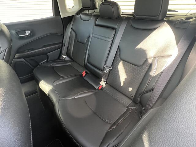 Jeep COMPASS 4xe 190 Plug-in Hybrid Electric Limited Business | Nieuw Binnen! | Stoelverwarming | Camera | Navi