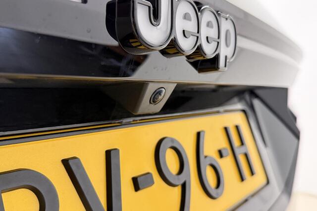 Jeep COMPASS 1.2 e-Hybrid First Edition Automaat | DEMO | Rondomzicht camera | Climate control | Navigatie | 8 jaar speciale garantie | Keyless
