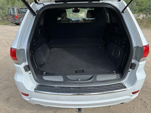 Jeep GRAND CHEROKEE 3.0 CRD Overland '19 GRIJS KENTEKEN 3500KG Trekgewicht!