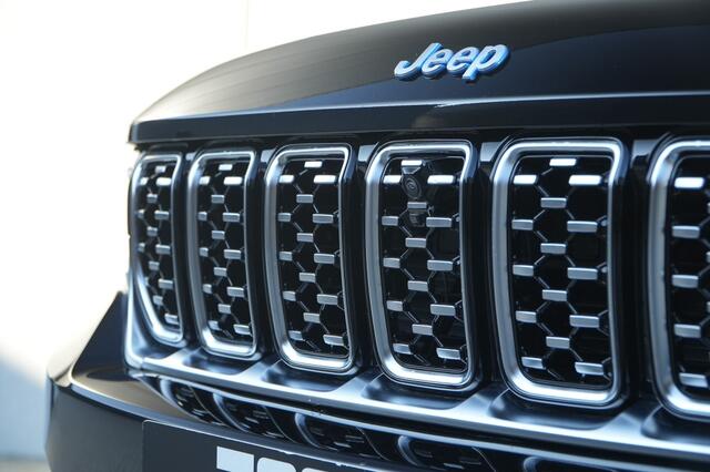 Jeep GRAND CHEROKEE Summit Reserve 4xe 380 PK | Leder | Pan dak | 21"