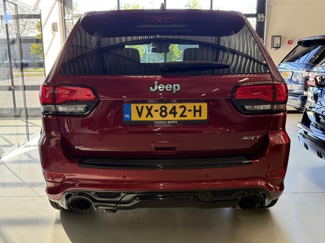 Jeep GRAND CHEROKEE 6.4 V8 HEMI SRT8 469PK / Prins LPG3 / grijs kenteken / *NAP*