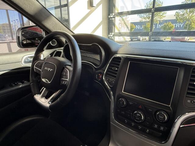 Jeep GRAND CHEROKEE 6.4 V8 HEMI SRT8 469PK / Prins LPG3 / grijs kenteken / *NAP*