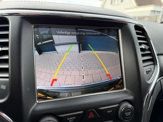 Jeep GRAND CHEROKEE 3.0 CRD Summit