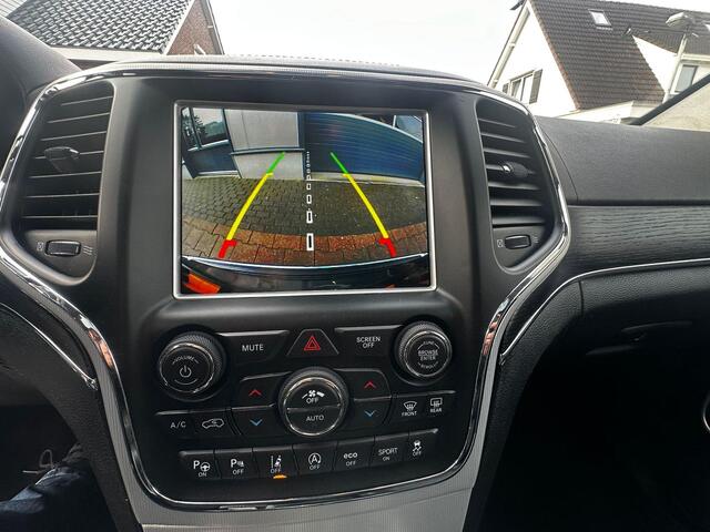 Jeep GRAND CHEROKEE 3.0 CRD Summit GRIJS KENTEKEN