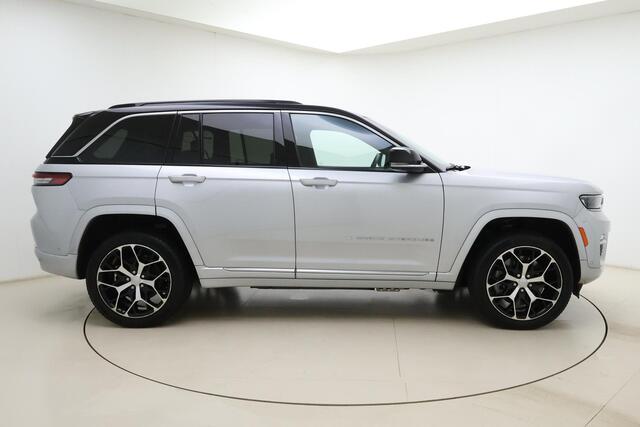 Jeep GRAND CHEROKEE 2.0 Summit Reserve 4xe 380 PK | Trekhaak | 2332 KG Trekgewicht | Lederen bekleding | Panoramisch schuifdak | Massage stoelen | Keyless