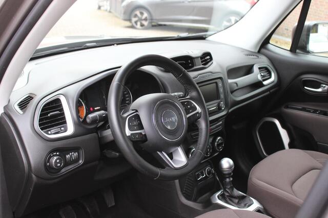 Jeep RENEGADE 1.4 MultiAir Night Eagle Matt Lak, Navigatie, Airco, Trekhaak.!