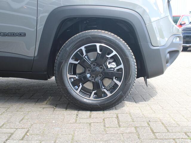 Jeep RENEGADE 4xe 240 Plug-in Hybrid Electric New Upland | Clima | Apple Carplay | Adapt. Cruise | Dakrails | Priv. Glass | LED | Navi | 17" | PDC | Sting Grey