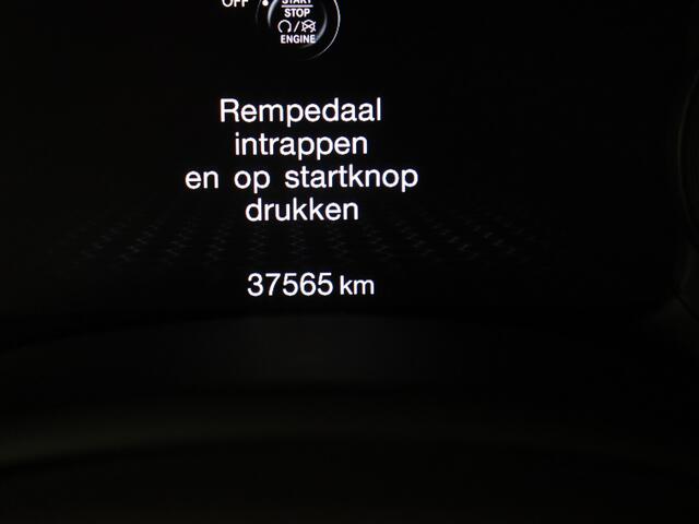 Jeep RENEGADE 4xe 190PK Plug-in Hybrid Electric Limited | Navigatie | Climate Control | 17" lichtmetalen velgen | Camera |